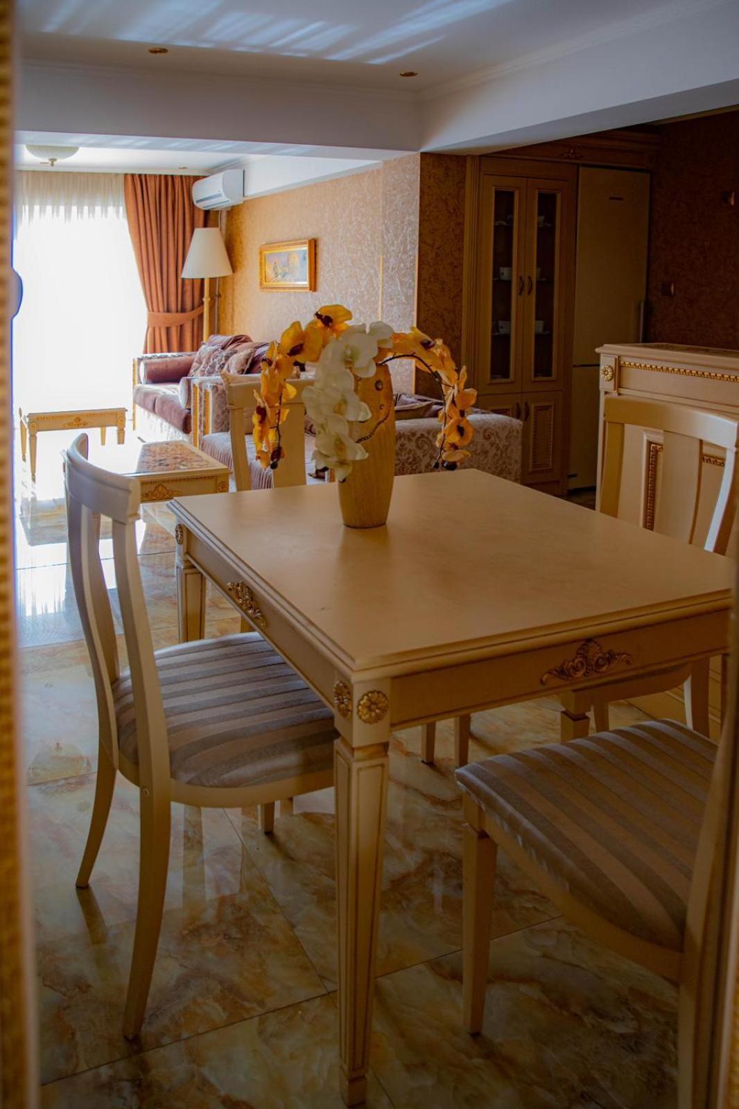 Luxury Apartment 'Rich' เวลินกราด ภายนอก รูปภาพ