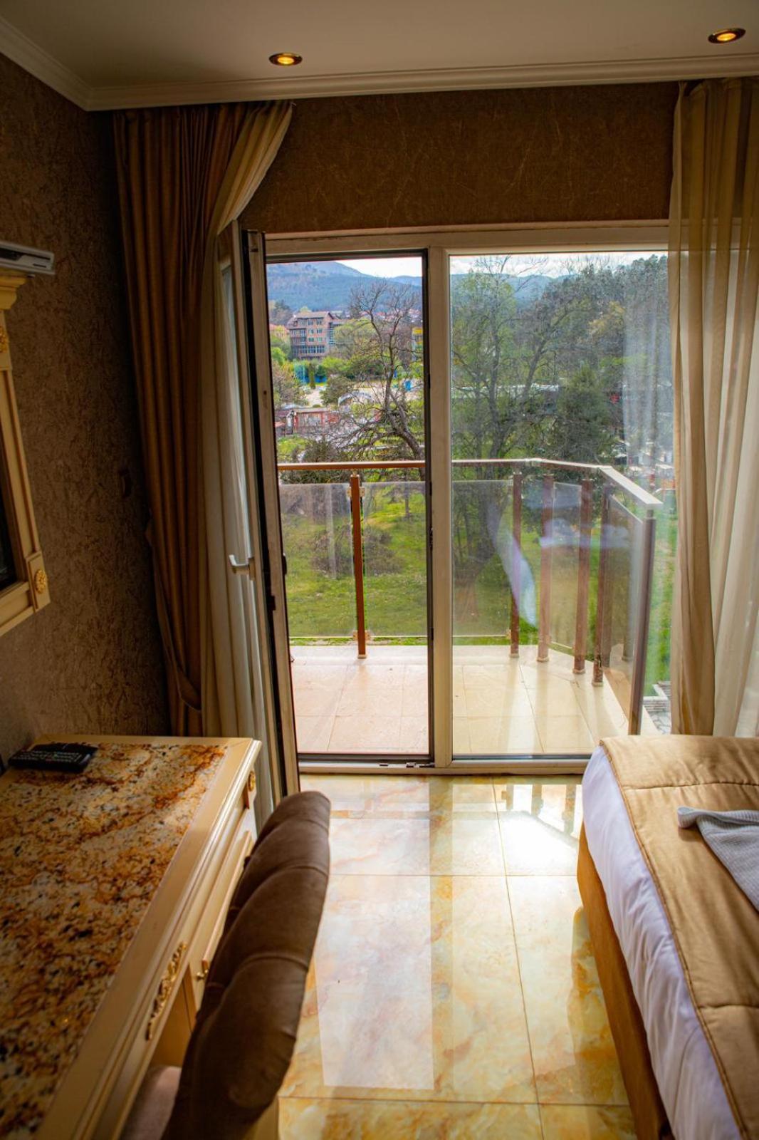 Luxury Apartment 'Rich' เวลินกราด ภายนอก รูปภาพ